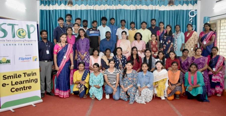 Flipkart Foundation and Smile Foundation collaborate to support underprivileged youth